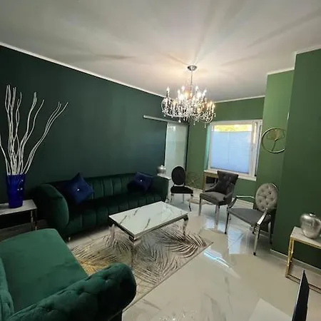 Neu Guest Place *